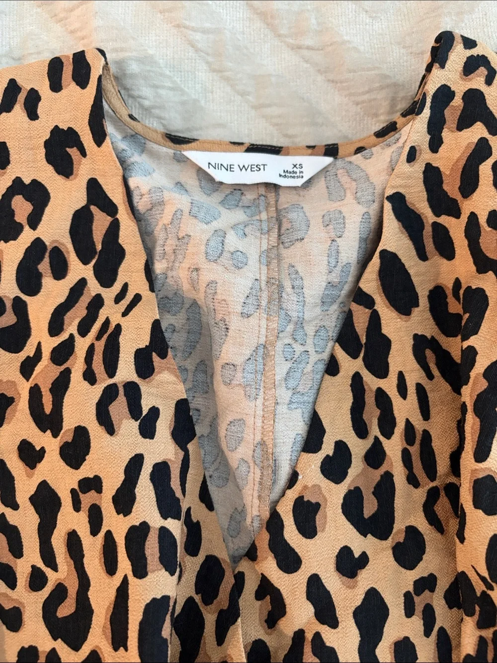 Nine West Leopard Wrap Top in Tan and Black with Ring Detail - Picture 2 of 4